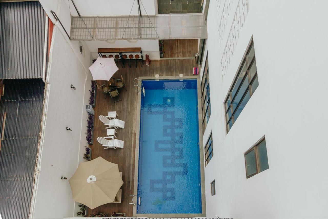 Urbanest Inn House Slipi Jakarta Kültér fotó