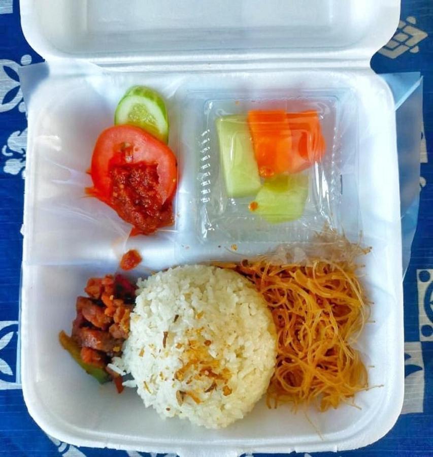 Urbanest Inn House Slipi Jakarta Kültér fotó